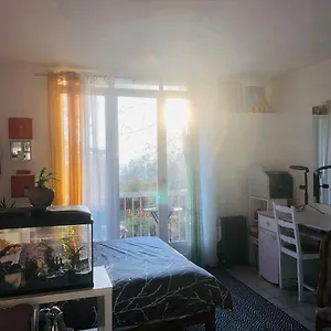 https://charmante-chambre-chez-nous-bus-direct-pour-orly.fr-paris.fr