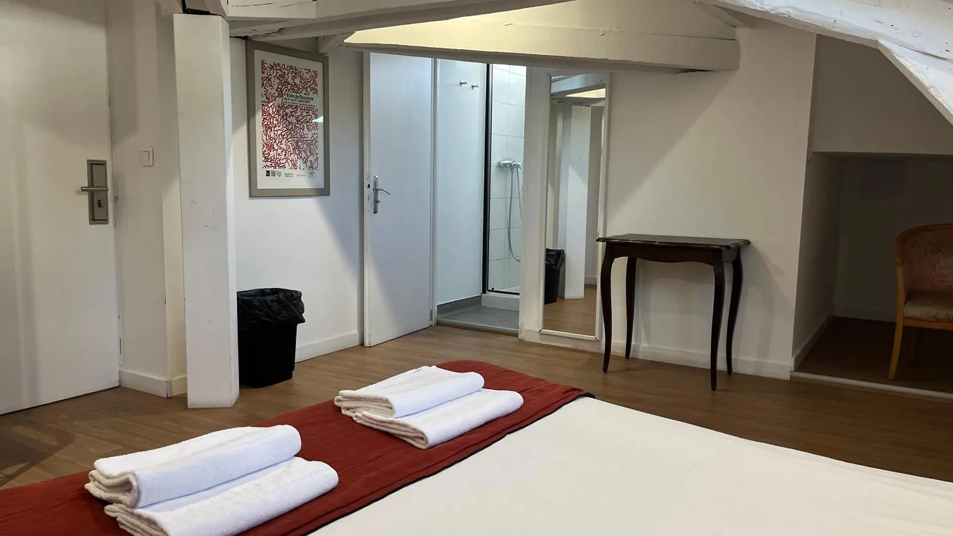Hostel20 Bayonne 0*,  France